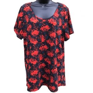 ❄️3/$18❄️ LulaRoe | black & red floral | 2XL